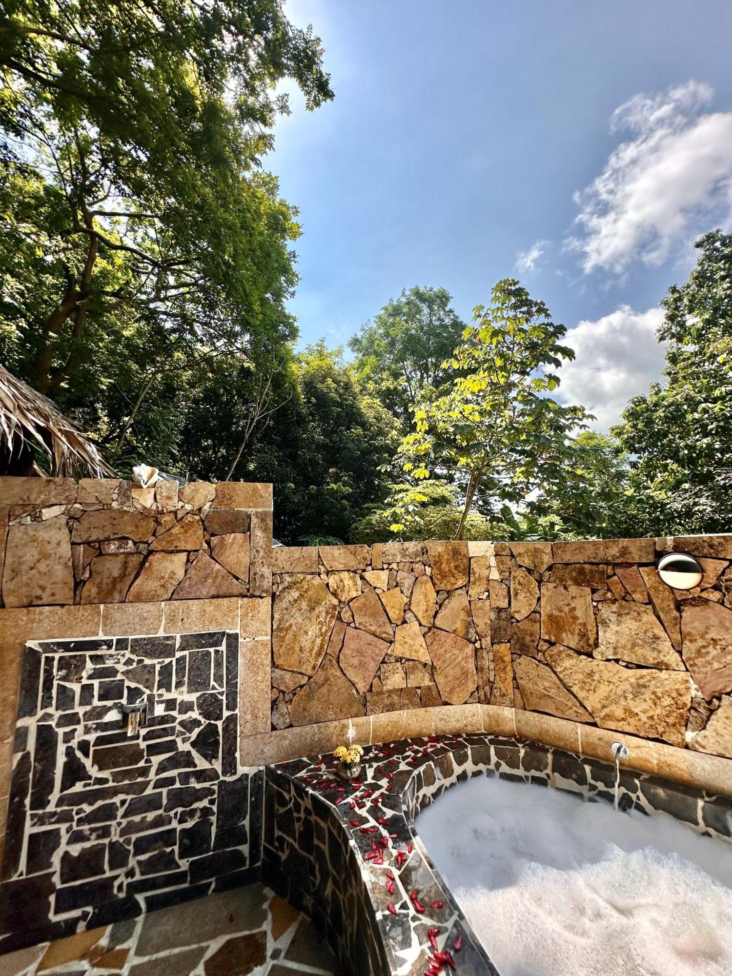 Eco Hostal Yuluka الزينو المظهر الخارجي الصورة